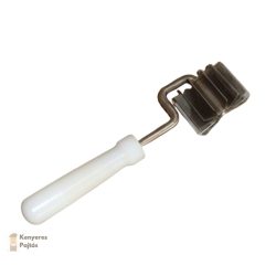 Tésztarácsozó rozsdamentes anyagból, 4 cm-es